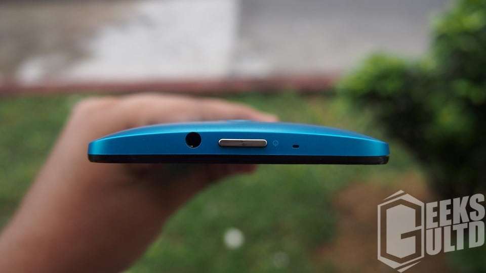 Top of the Zenfone Go ZB551KL, the Power Button and Headphone Jack