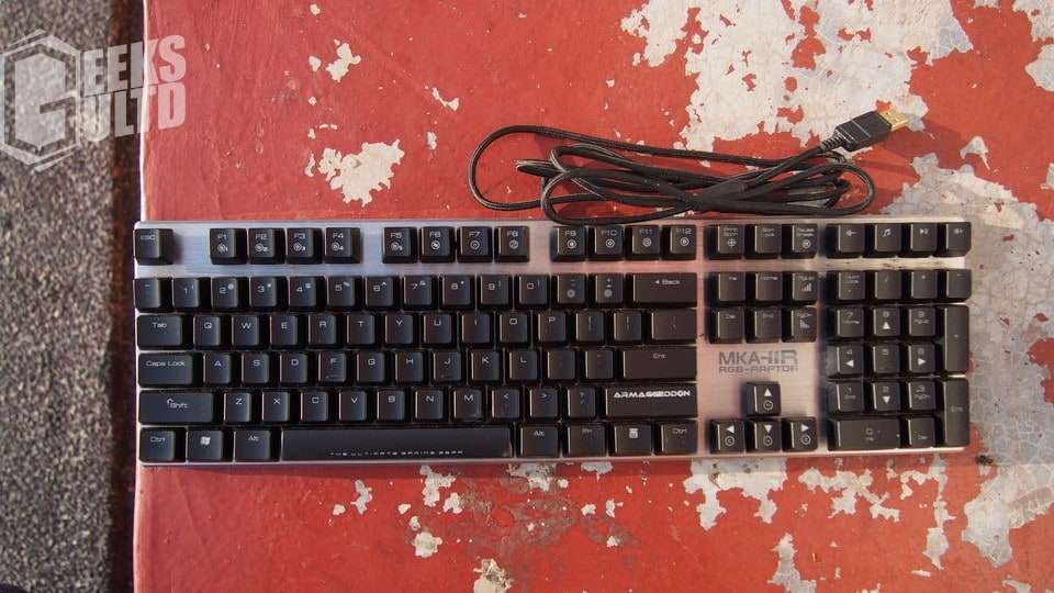 Armaggeddon's MKA-11R Keyboard Layout and Design features the full keyboard experience including the numpad and 1.8m braided USB cable