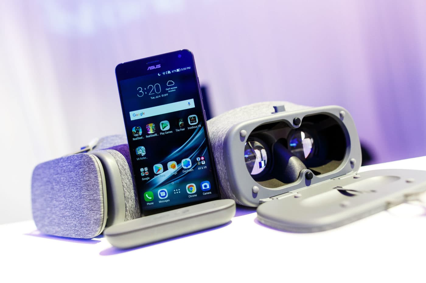 Asus Introduces World's First Tango/Daydream Ready Smartphone, the Asus ZenFone AR Asus Introduces World's First Tango/Daydream Ready Smartphone, the Asus ZenFone AR