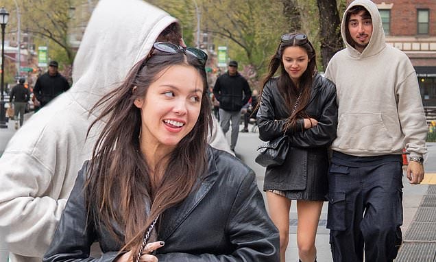 57079057-0-image-a-47_1650994816522