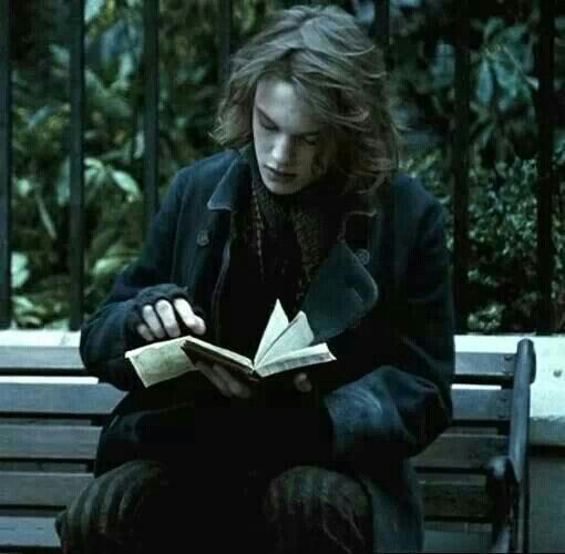 8e70825f446af9acb2cad273a8aeb02a