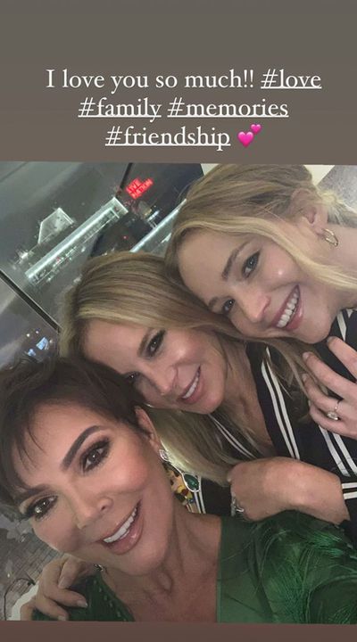 kris-jenner-5-715b989f345d479483a3a1d36e09daee