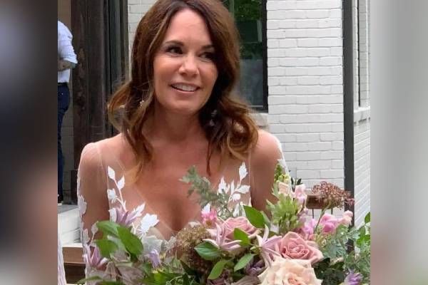 0f7945cb5a8d79ec1fea5a95611e9921