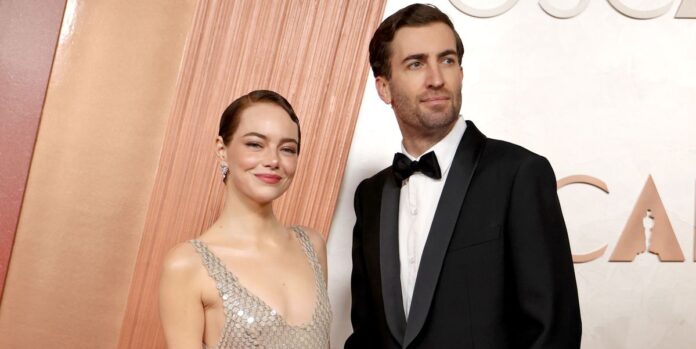 emma-stone-2025-oscars-red-carpet-chic-date-night-8386