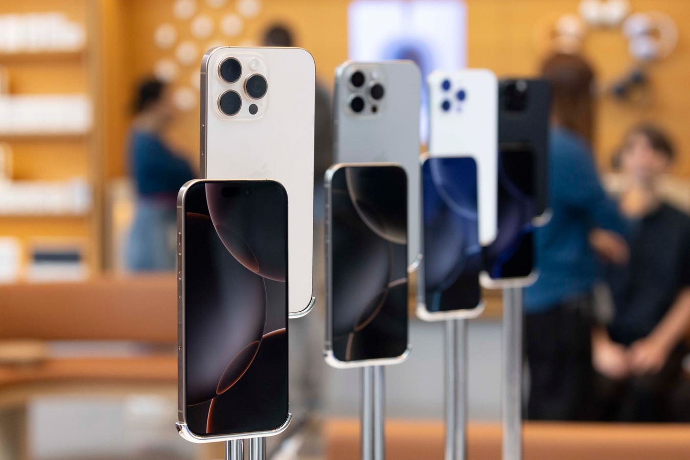 iPhone 17 Pro Max: Shocking Design Leak