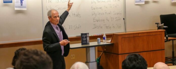 notre-dame-law-school-lecture-1528