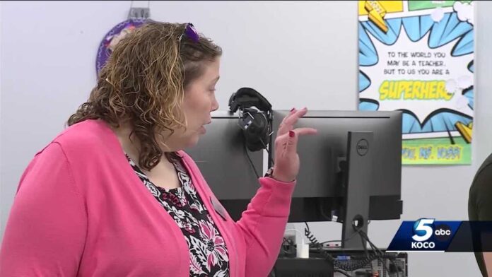 okl-science-math-teach-win-presidentialaward-0241