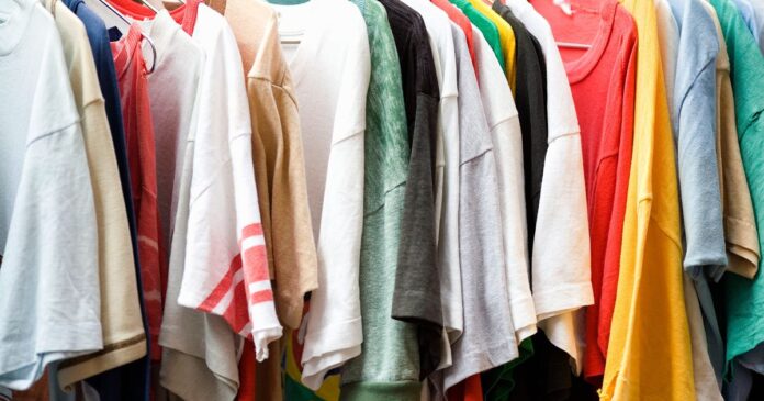 rihanna-vintage-beach-tee-9643