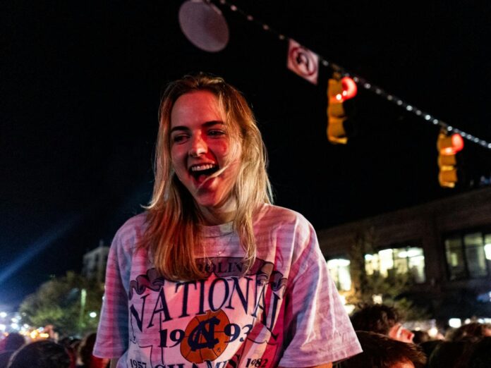 town-hall-grill-basketball-food-8355