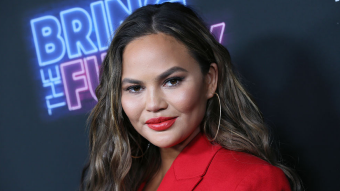 chrissy-teigen-son-health-update-1163