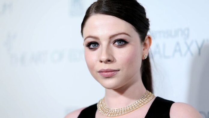 michelle-trachtenberg-health-speculation-8222