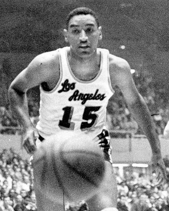 1966 file photo of Los Angeles Lakers player Bob Boozer.
