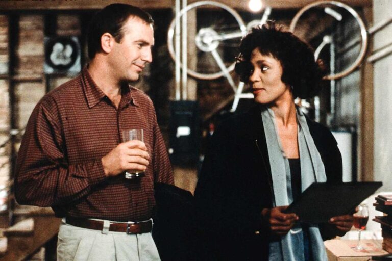 Taylor Swift Set to Star in The Bodyguard Remake?