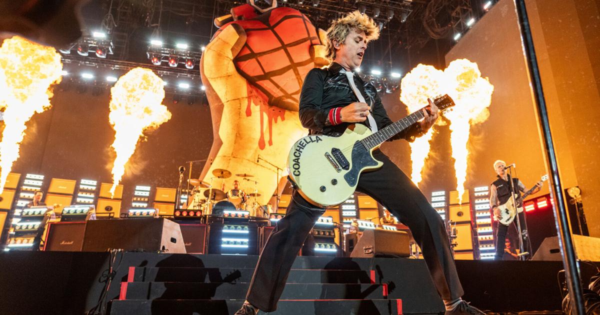 Breaking: Green Day Set to Kick Off Super Bowl 60 with Historic MVP Celebration