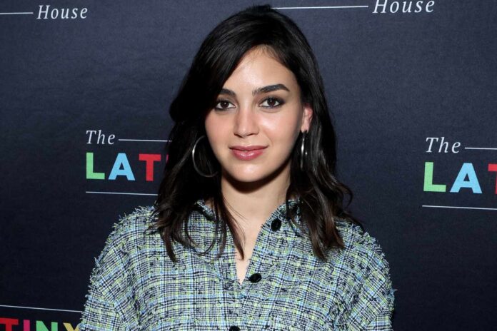 activists-just-shut-down-scream-7-premie-1772089534705