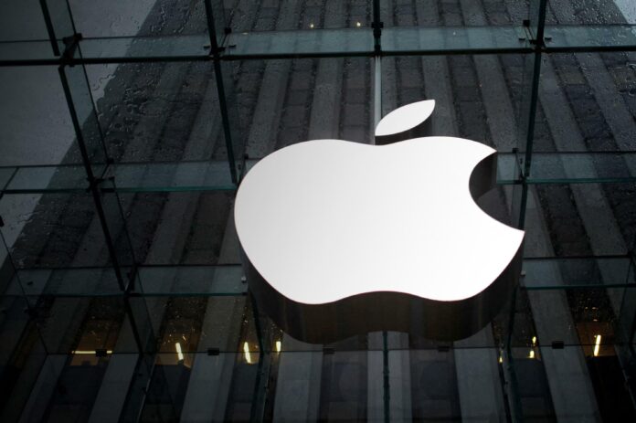 breaking-apple-expands-macbook-line-send-1773049260137