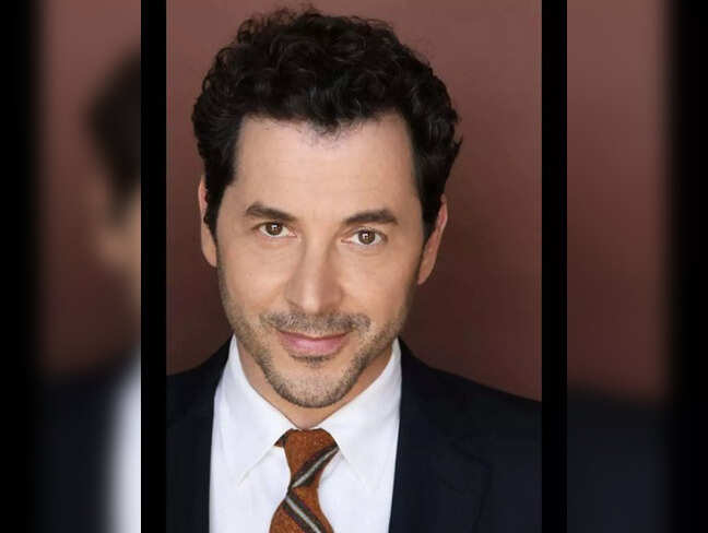 breaking-beloved-actor-corey-parker-pass-1772950140378