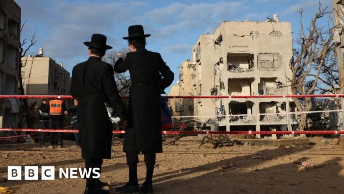 breaking-iran-launches-400-missiles-at-i-1774332118716